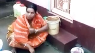 Pissed off Desi Bhabi Shitting, ScatKings.com Scat Porn 2 ScatKings.com Scat Porn