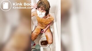 asian guy smearing shit in tub, ScatKings.com Scat Porn 22 ScatKings.com Scat Porn